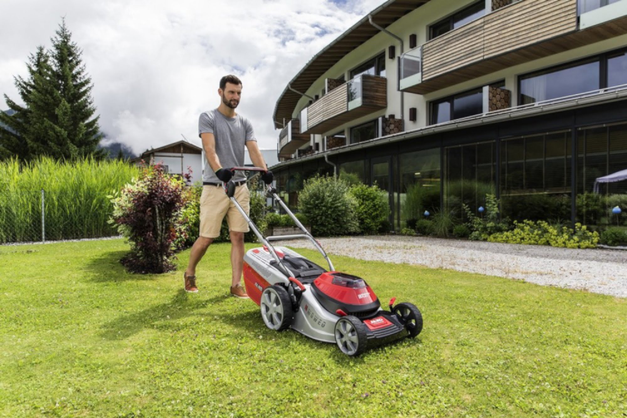 The lawn mower 5.0 ultra